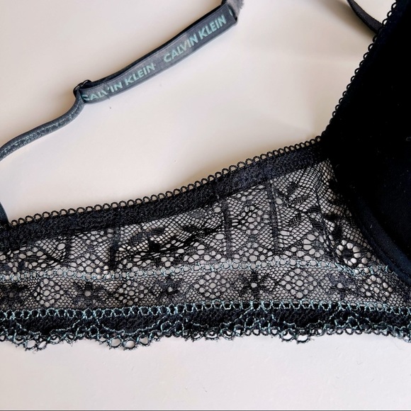 Calvin Klein Black Lace Bra 34A - Picture 3 of 8